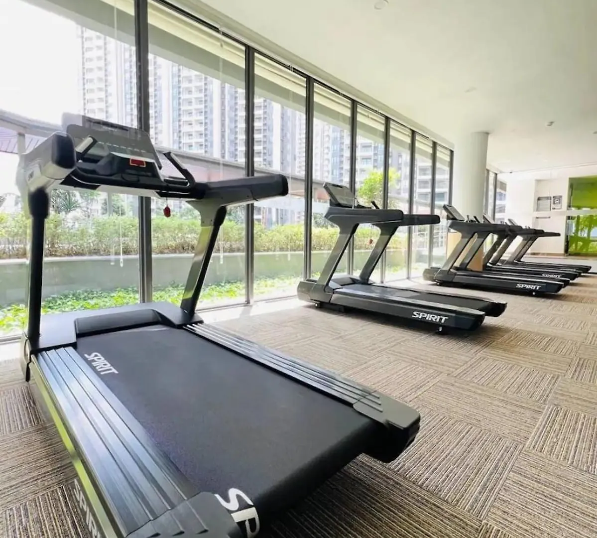 Rnf 2 Bedroom Escape With Netflix Side Sea View Johor Bahru Apartment